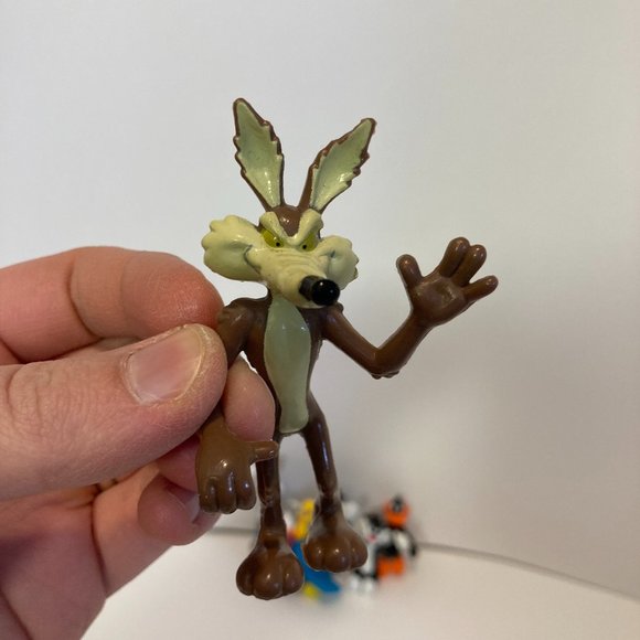 Vintage Looney Tunes 1989 Figures Charan Warner Bros Coyote Bugs Daffy Sylvester - Picture 2 of 14